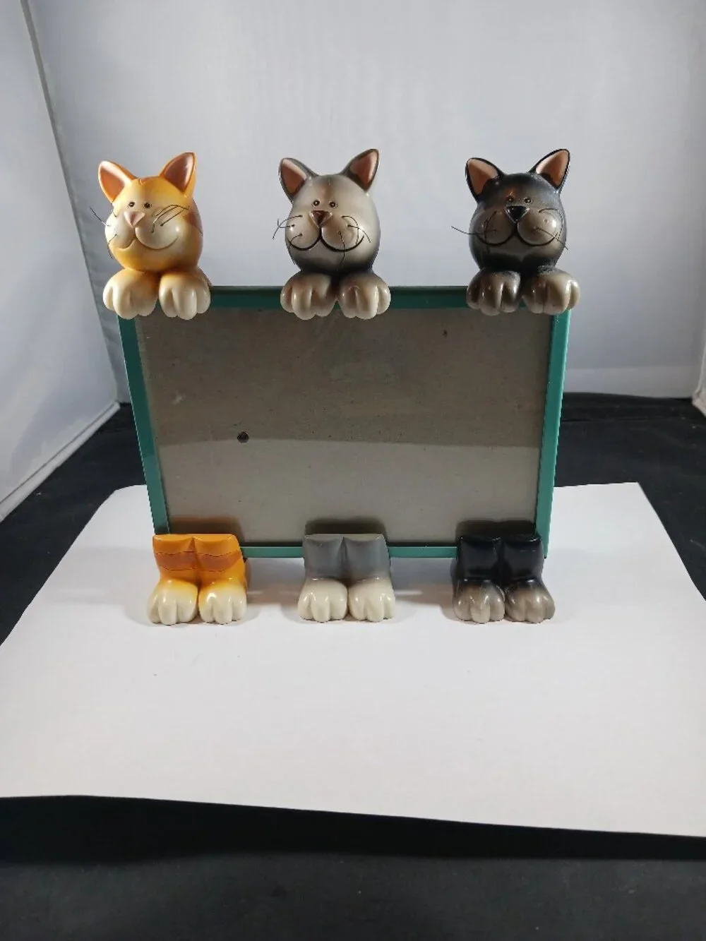 Vintage Hand Painted Resin Cat Picture Frame Standing Cats